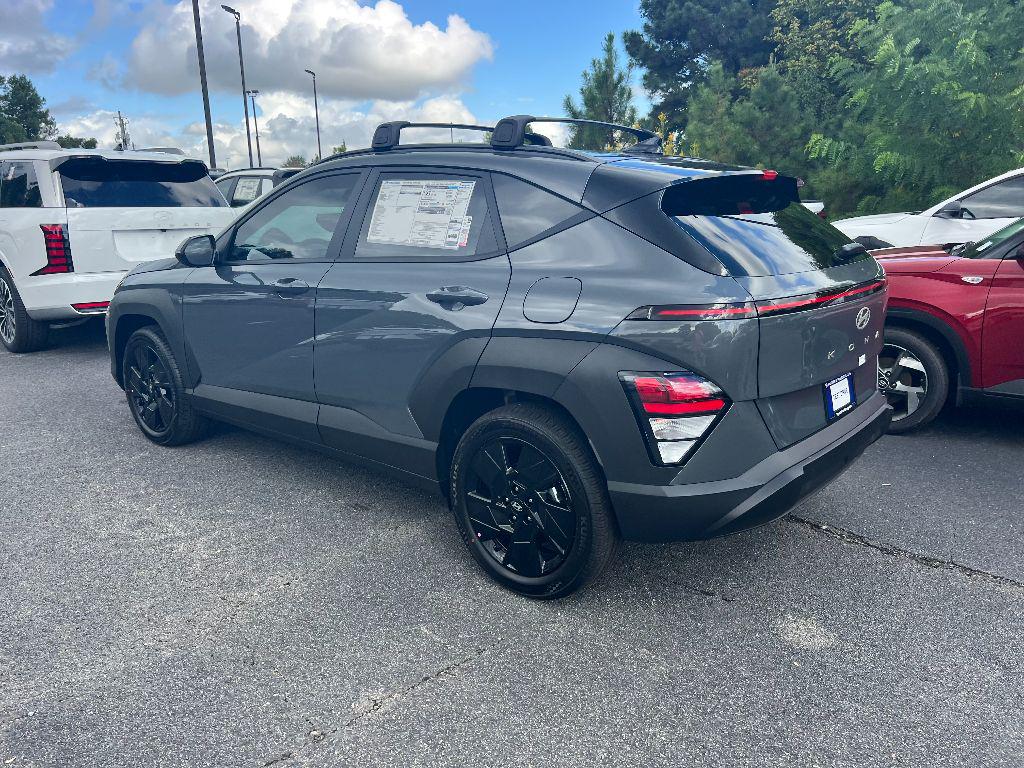 2026 Hyundai Kona SEL photo 4