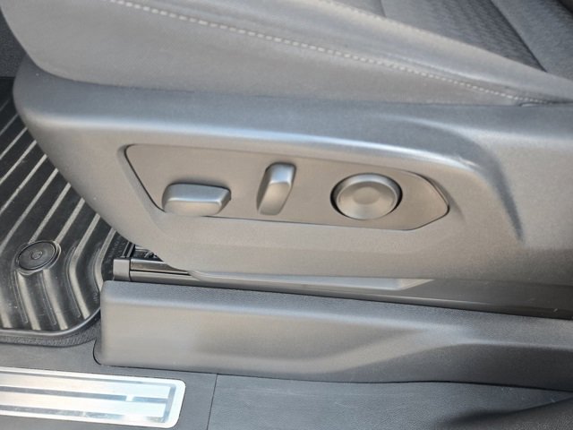 2022 Chevrolet Silverado 1500 LT photo 19