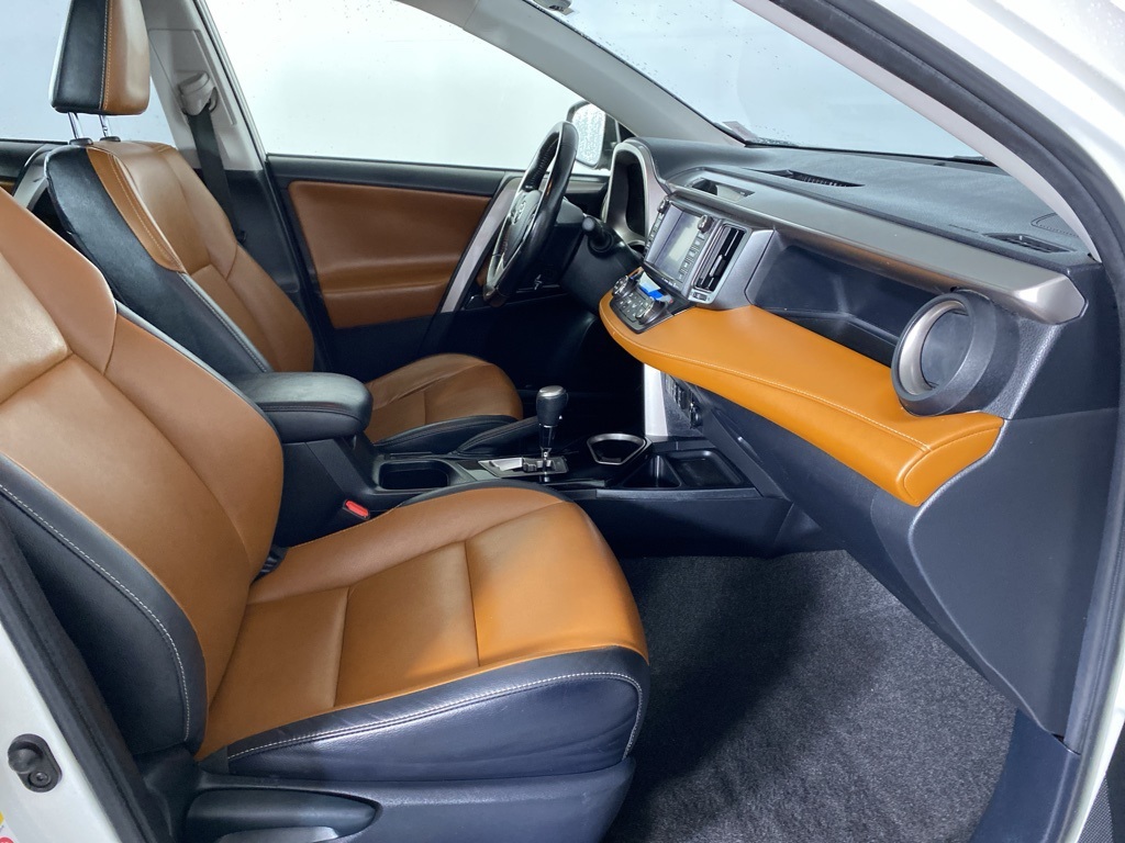 2017 Toyota RAV4 Hybrid Limited photo 23
