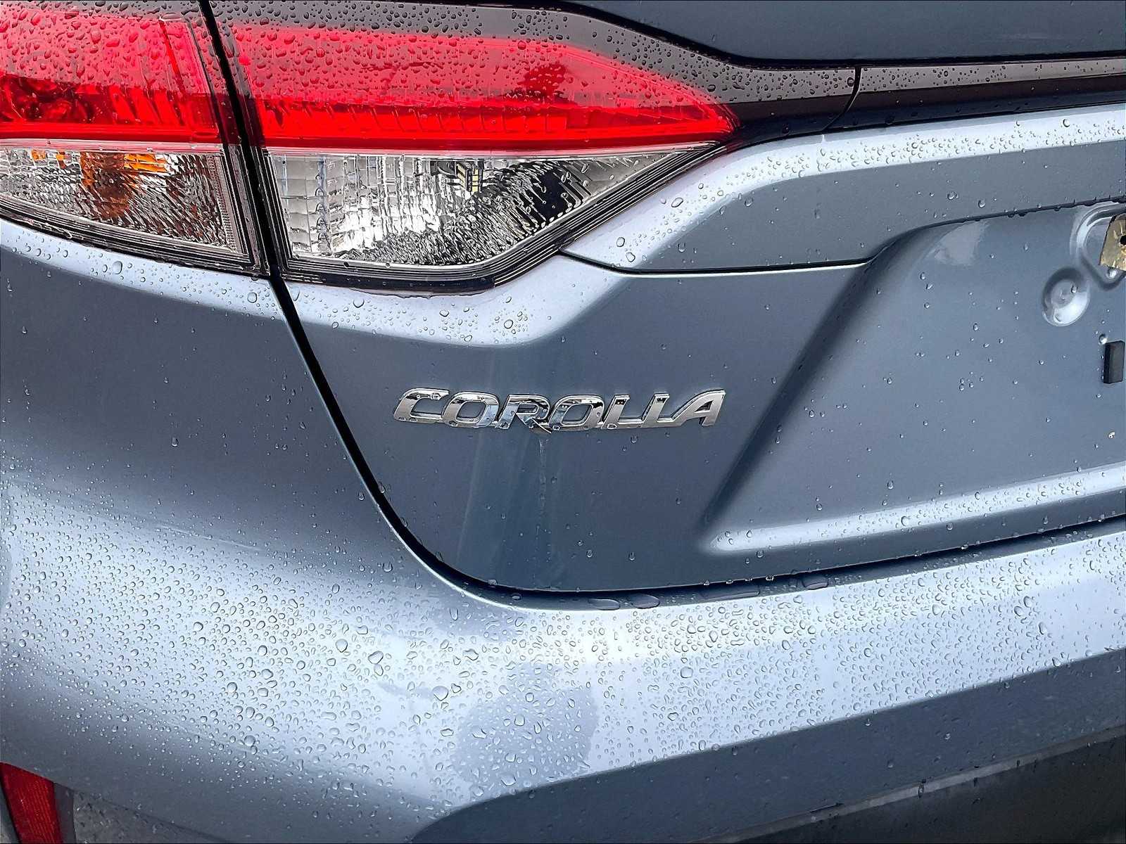 2023 Toyota Corolla Hybrid LE photo 27