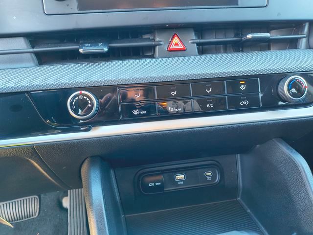 2023 Kia Sportage LX photo 3