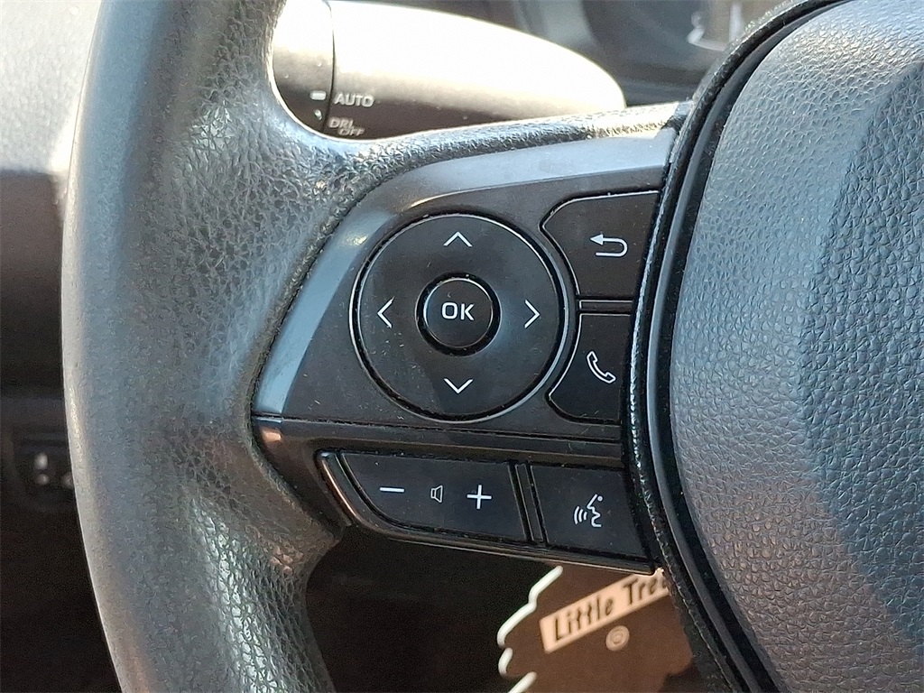 2020 Toyota Corolla LE photo 20