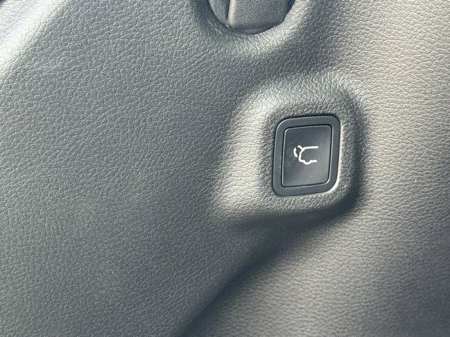 2025 Jeep Compass Latitude photo 28