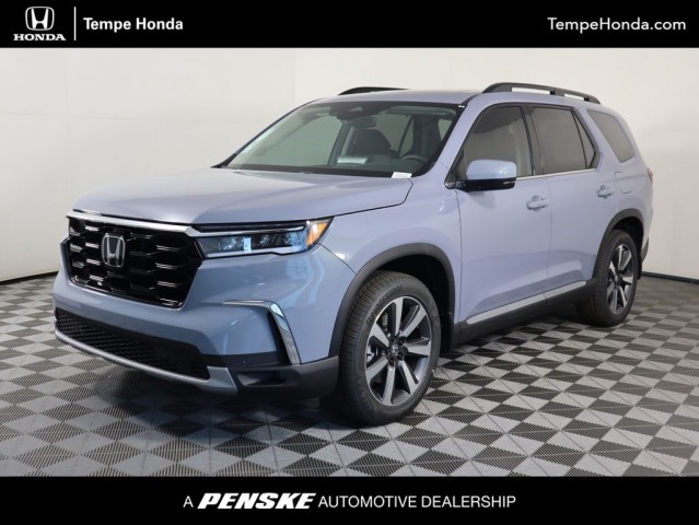 New 2025 Honda Pilot Touring 4D Sport Utility in Tempe #H52669