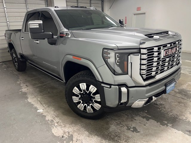 2025 GMC Sierra 2500HD Denali's photo
