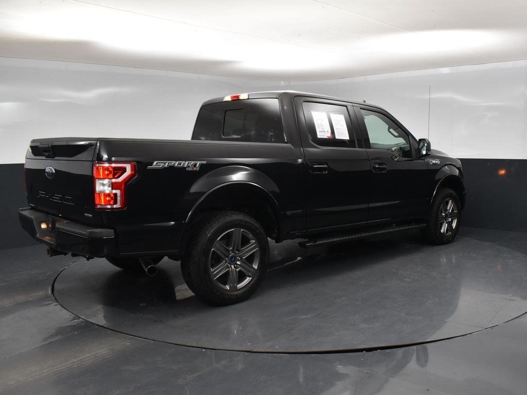 2020 Ford F-150 XLT photo 2
