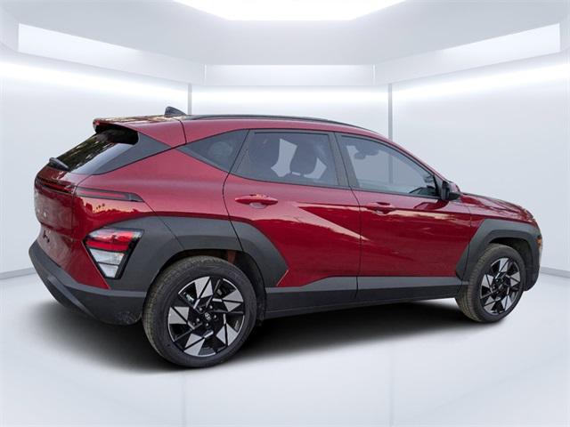 2025 Hyundai Kona SEL photo 3