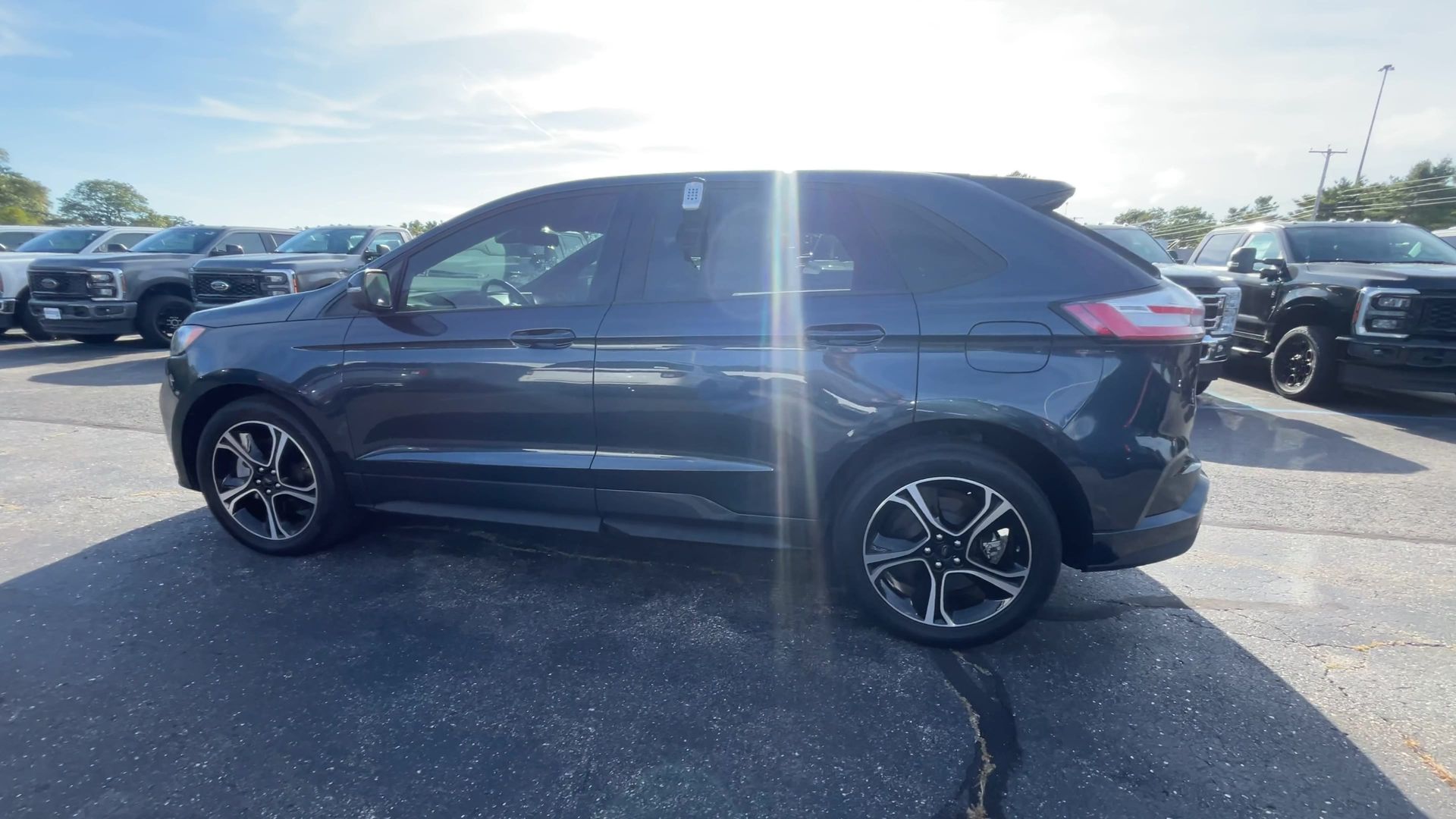 2022 Ford Edge ST photo 15