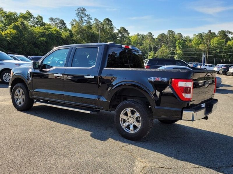 2023 Ford F-150 Lariat photo 9