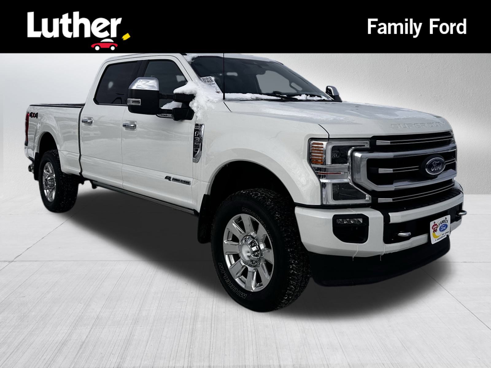 2022 Ford F-350 Super Duty Platinum's photo