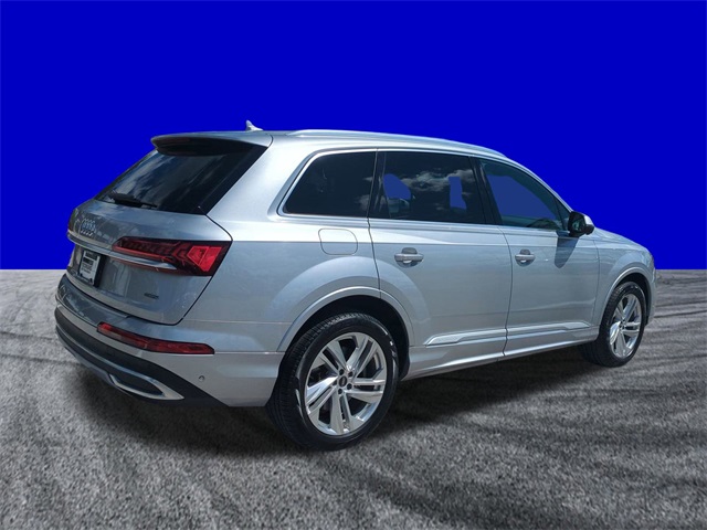 2021 Audi Q7 45 Premium Plus photo 4