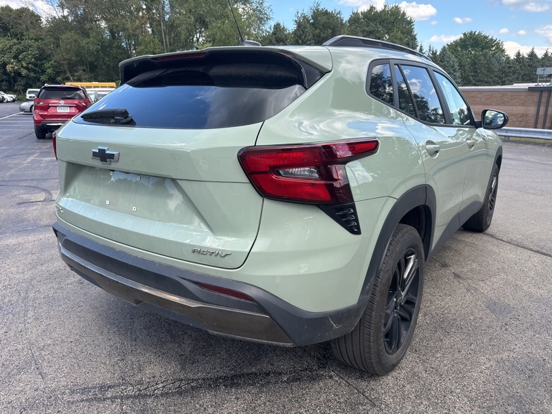 2024 Chevrolet Trax ACTIV photo 3