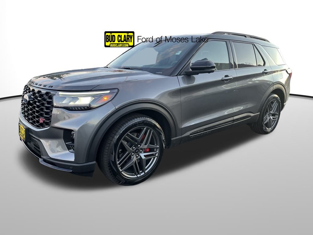 2026 Ford Explorer ST's photo