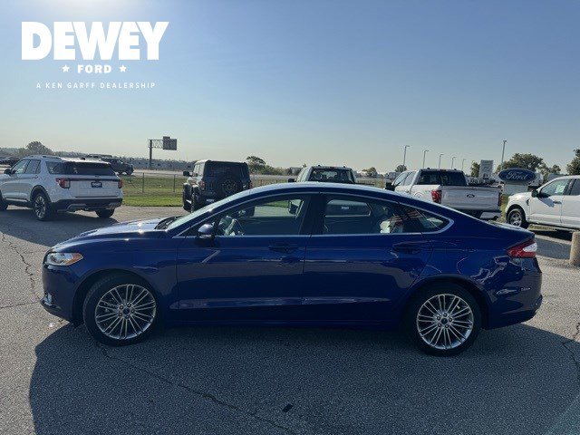 2016 Ford Fusion SE photo 4
