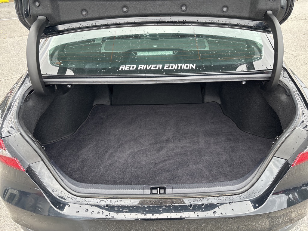 2023 Toyota Camry Hybrid XLE photo 7