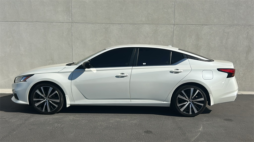 2020 Nissan Altima 2.5 SR photo 5