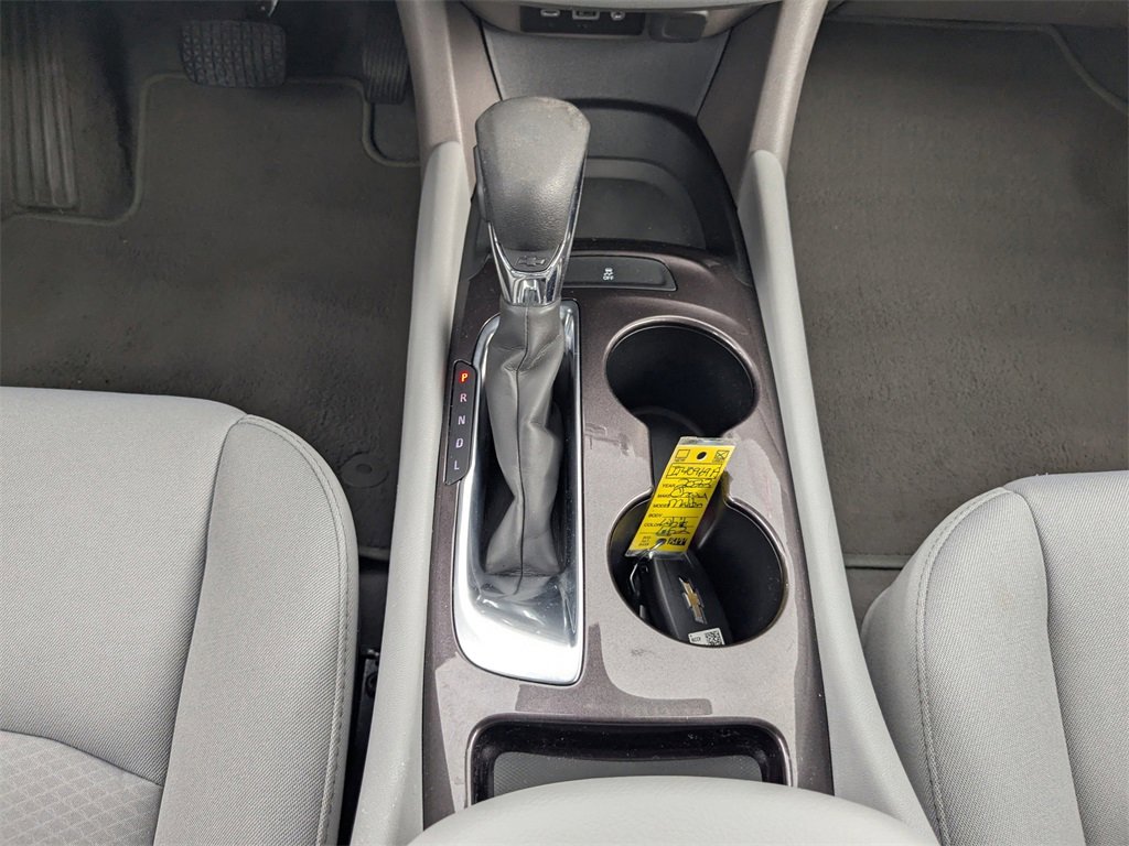 2022 Chevrolet Malibu LS photo 15