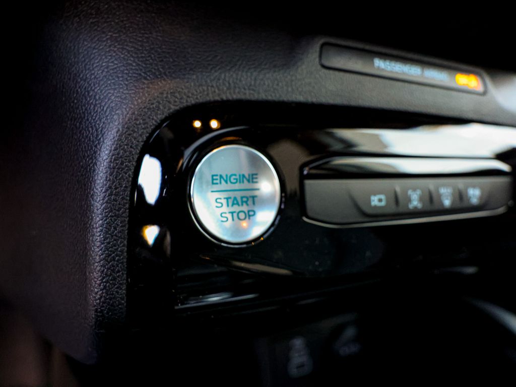 2025 Ford Escape ST-Line Select photo 9