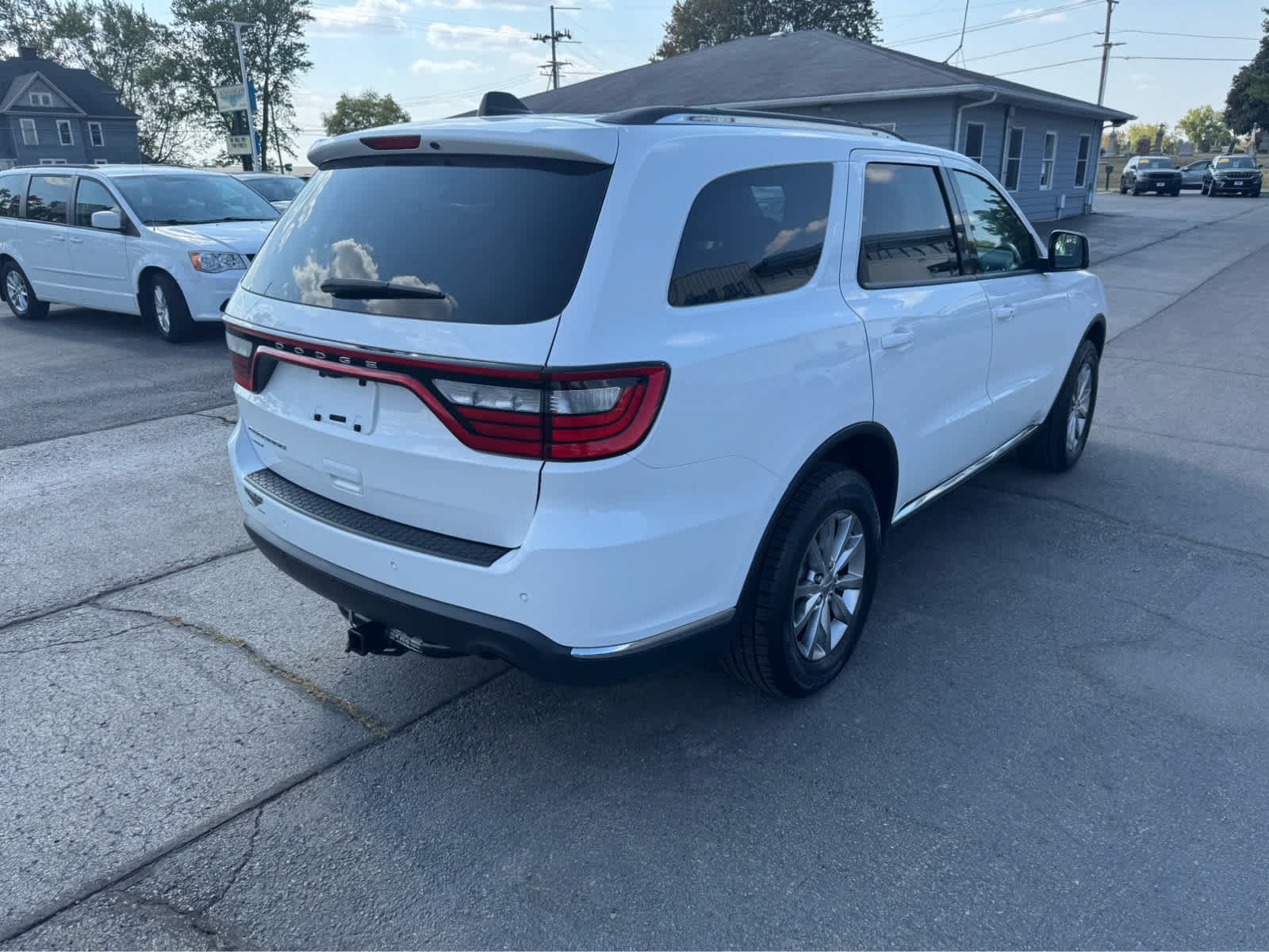 2017 Dodge Durango SXT photo 2