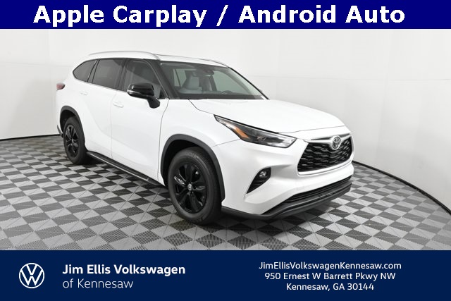 2022 Toyota Highlander XLE's photo