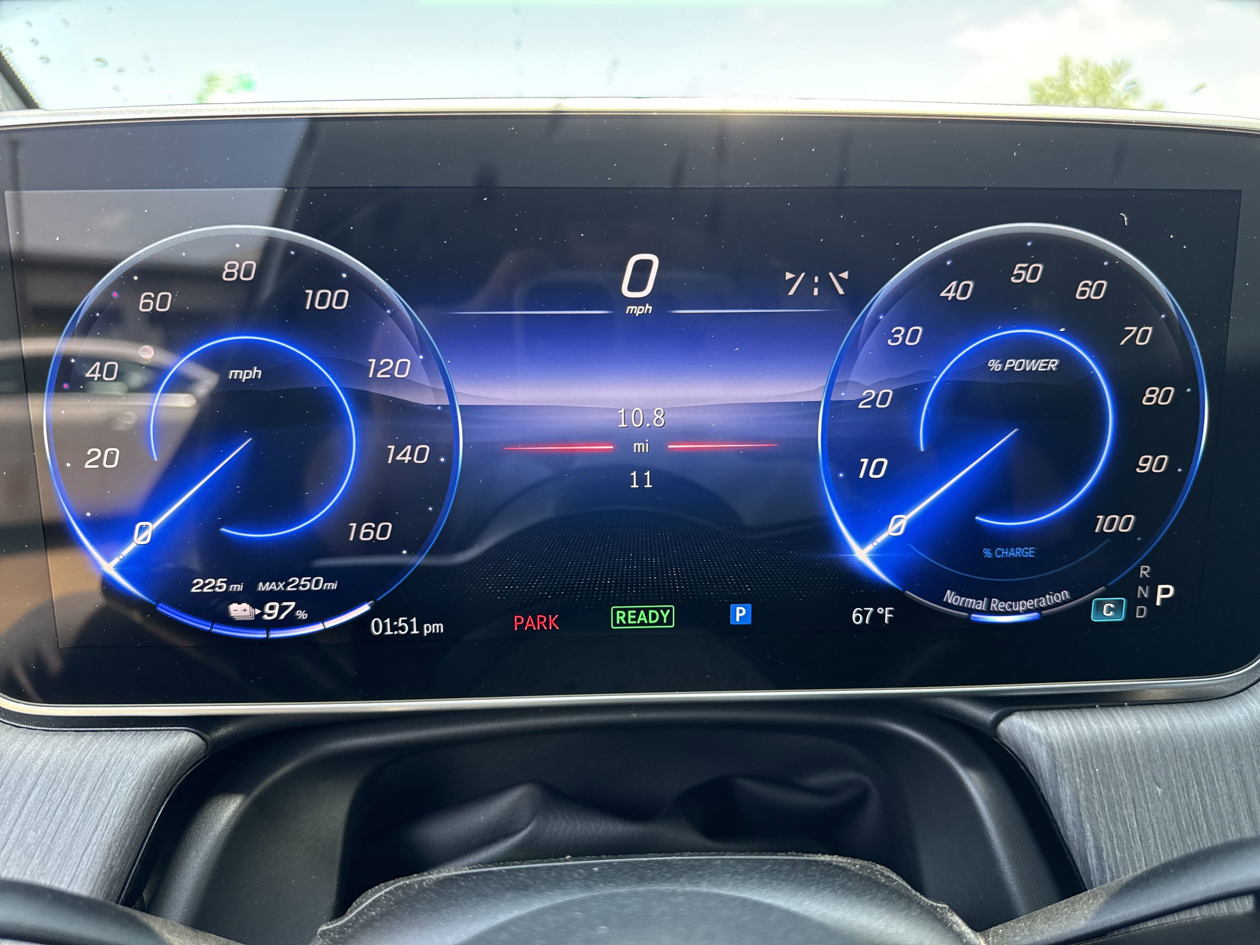 2025 Mercedes Benz EQE SUV 350 4MATIC photo 4