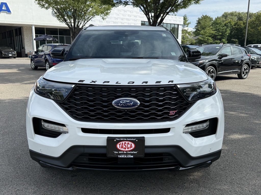 2021 Ford Explorer ST photo 3