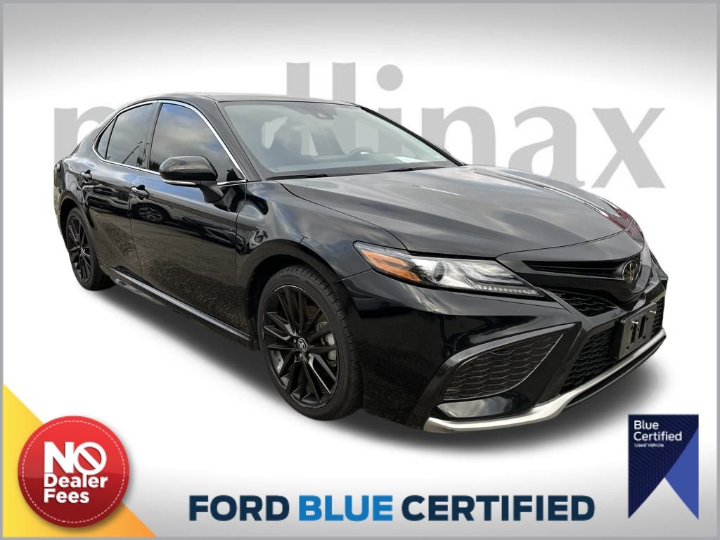 2024 Toyota Camry XSE's photo