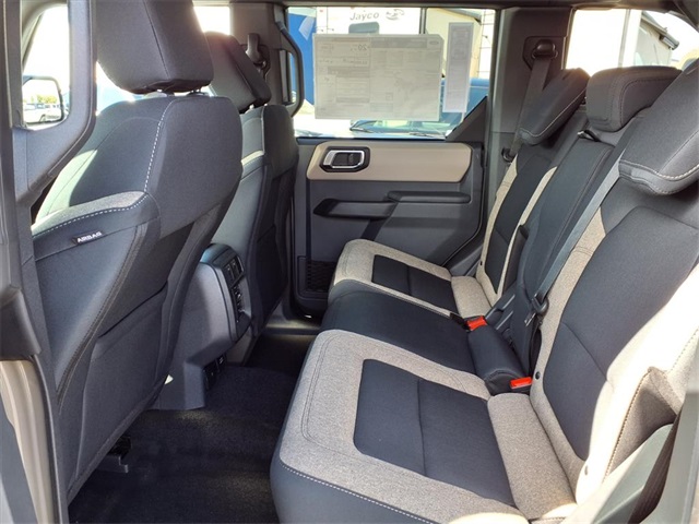 2025 Ford Bronco Big Bend photo 8