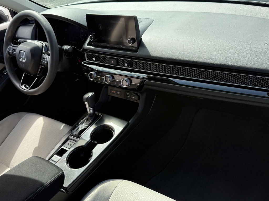 2022 Honda Civic LX photo 24