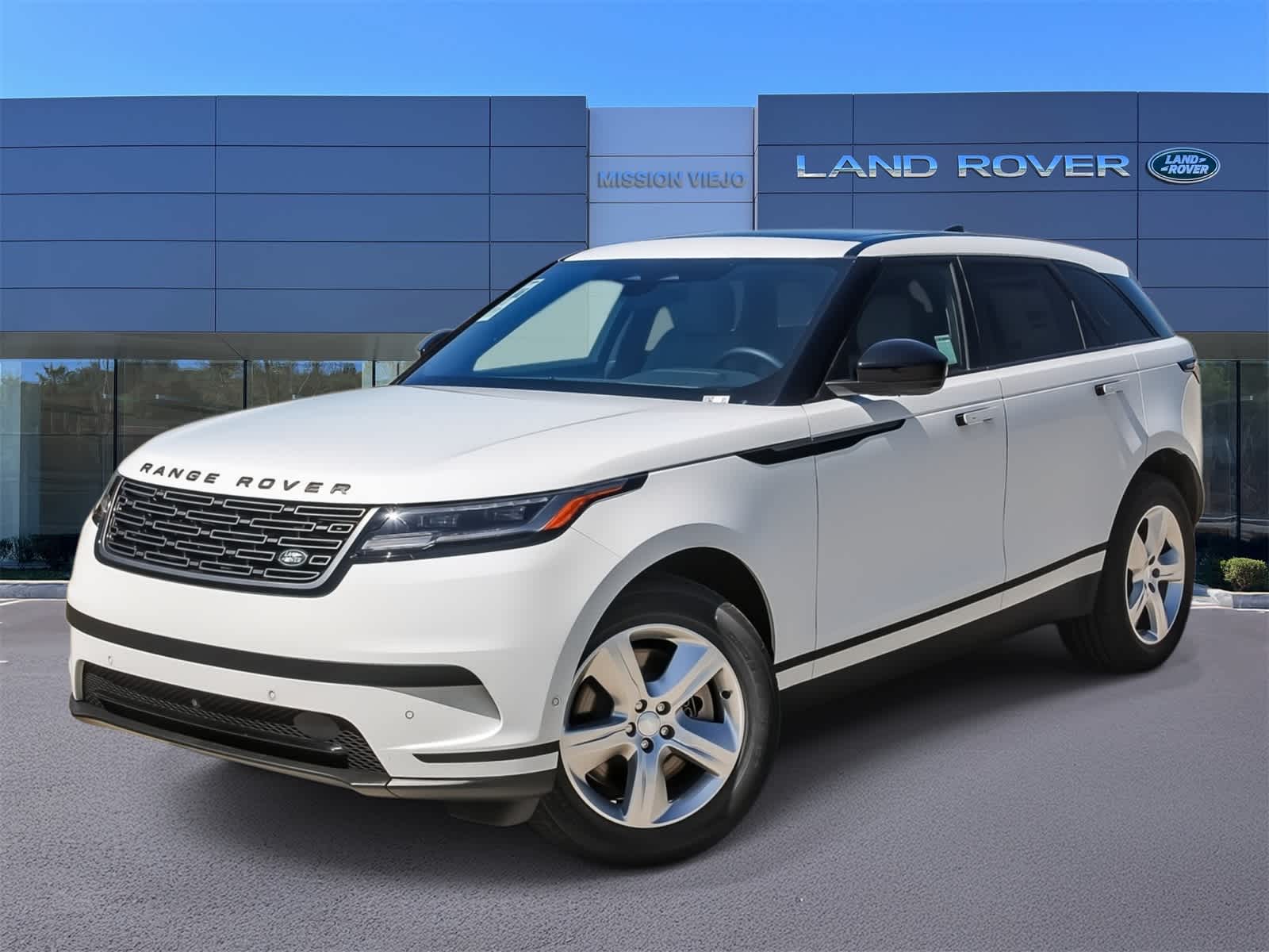 2026 Land Rover Range Rover Velar S's photo