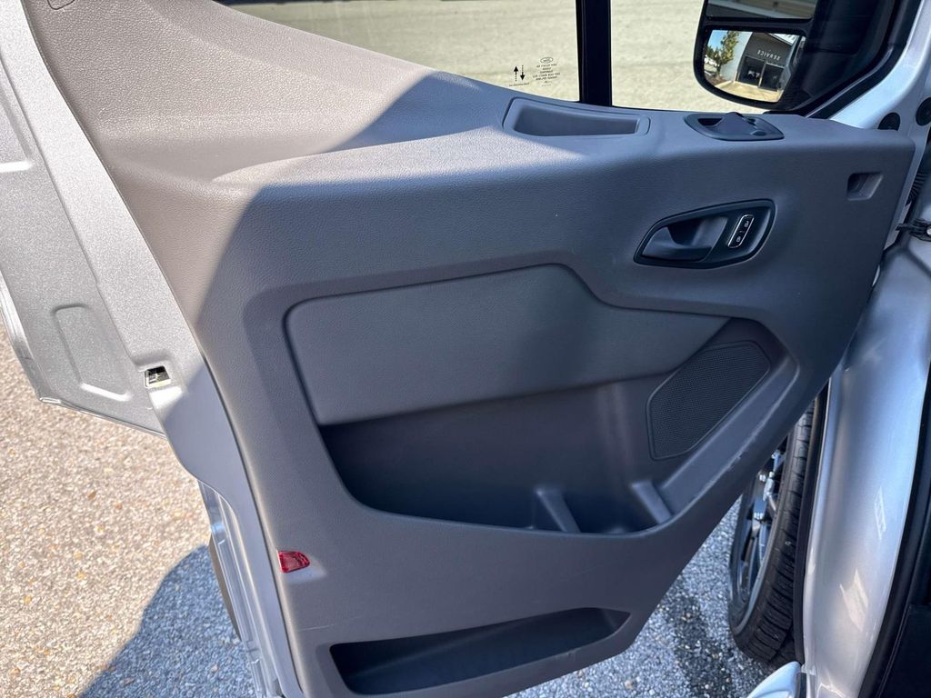 2024 Ford Transit photo 17