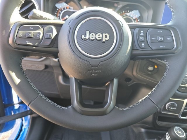 2025 Jeep Gladiator Sport photo 28