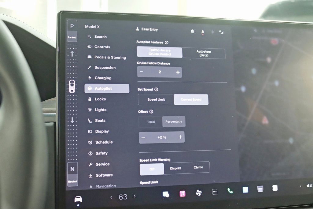 2025 Tesla Model X photo 17