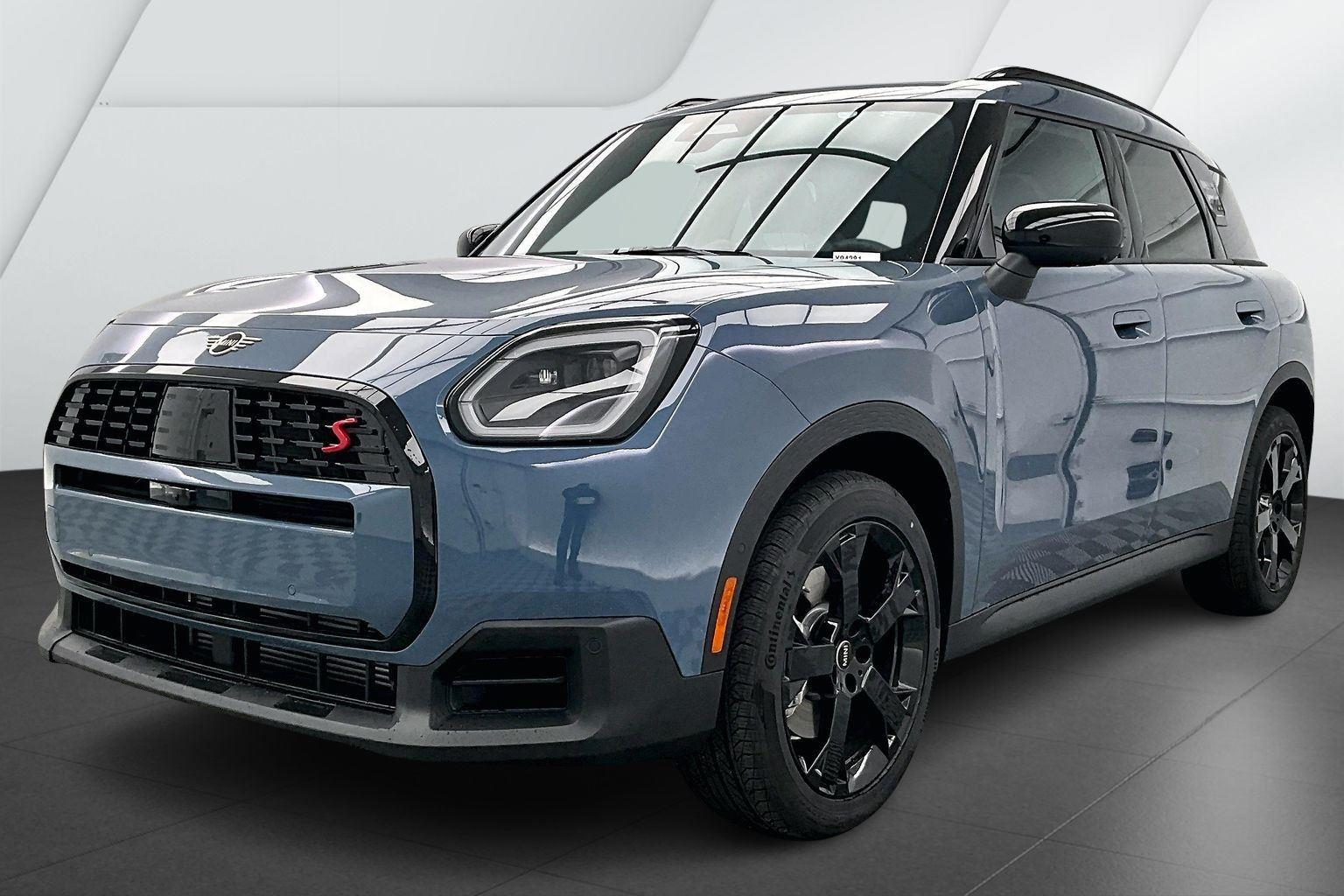 2026 MINI Countryman S's photo