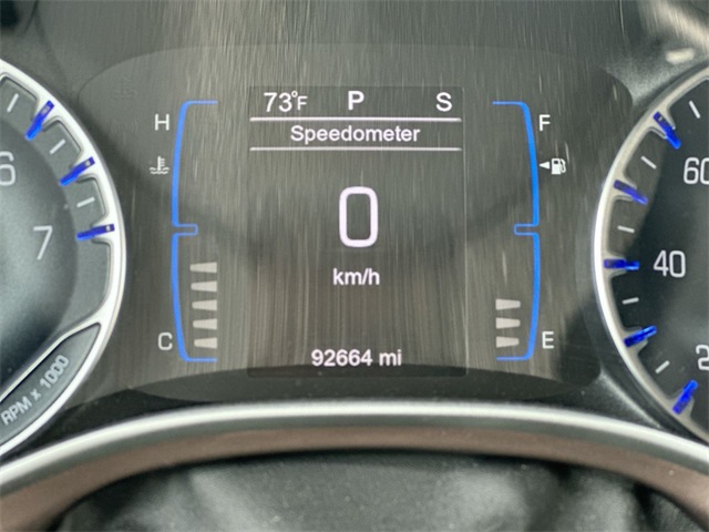 2017 Chrysler Pacifica LX photo 35