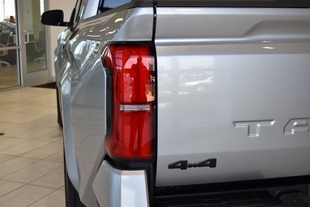 2025 Toyota Tacoma TRD Sport photo 7