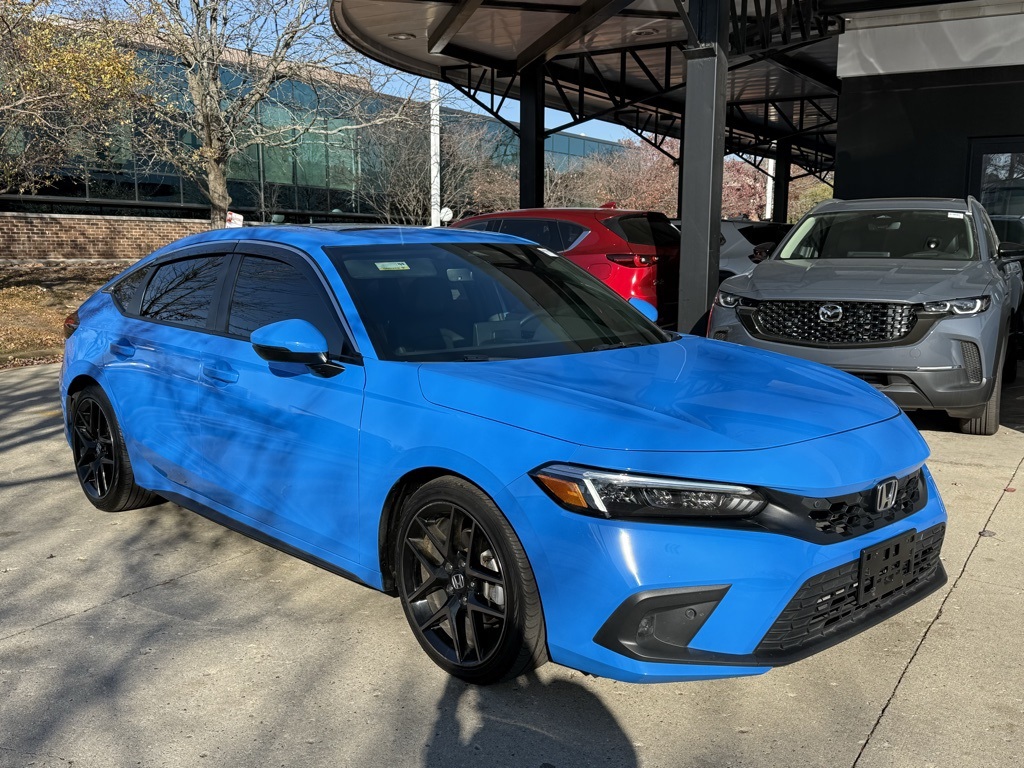 2024 Honda Civic Hatchback Sport Touring's photo