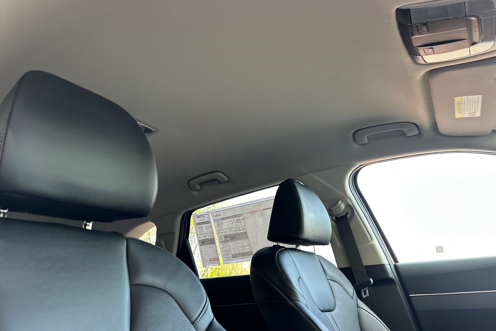 2025 Kia Sorento S photo 13