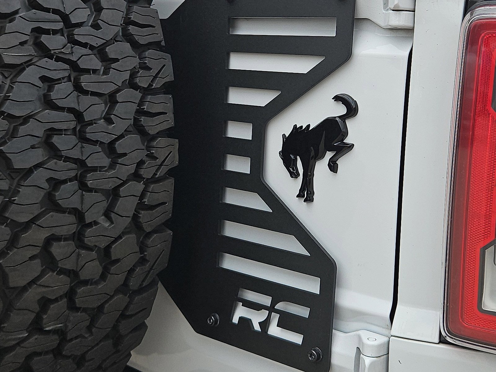 2022 Ford Bronco Outer Banks photo 16