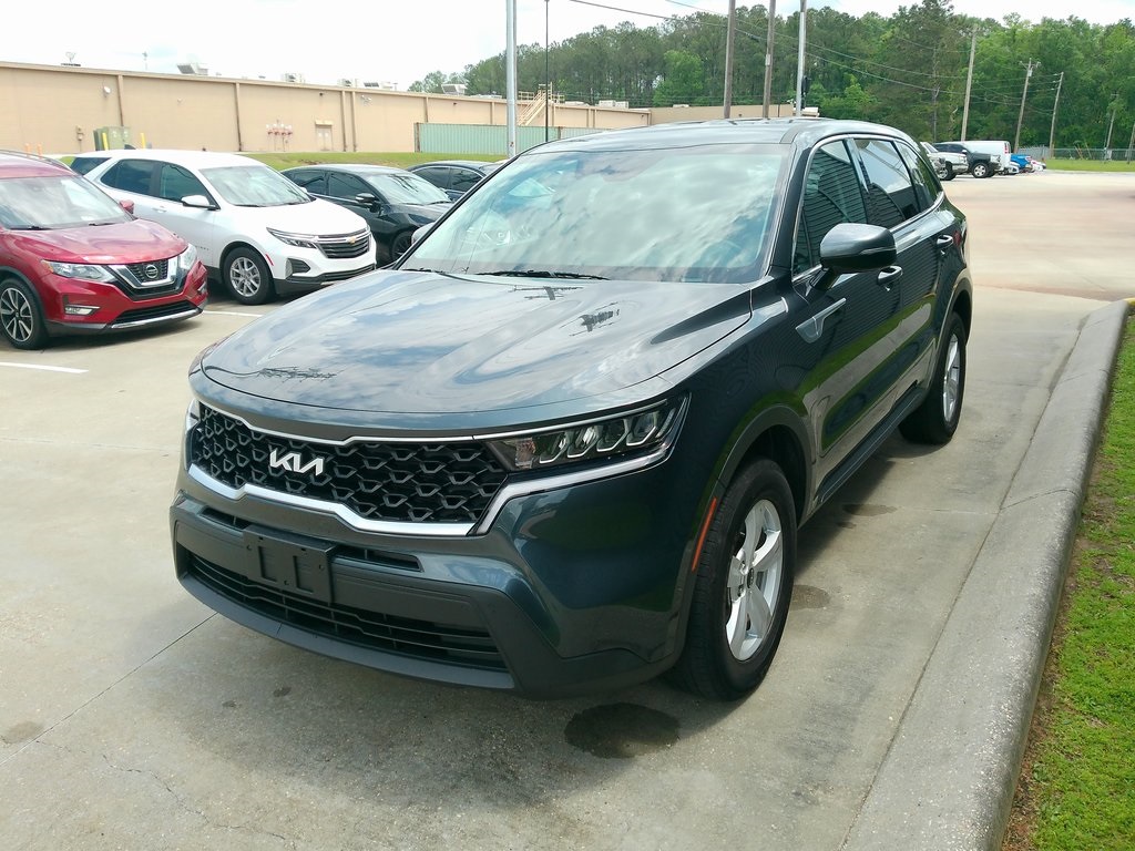 2023 Kia Sorento LX photo 6