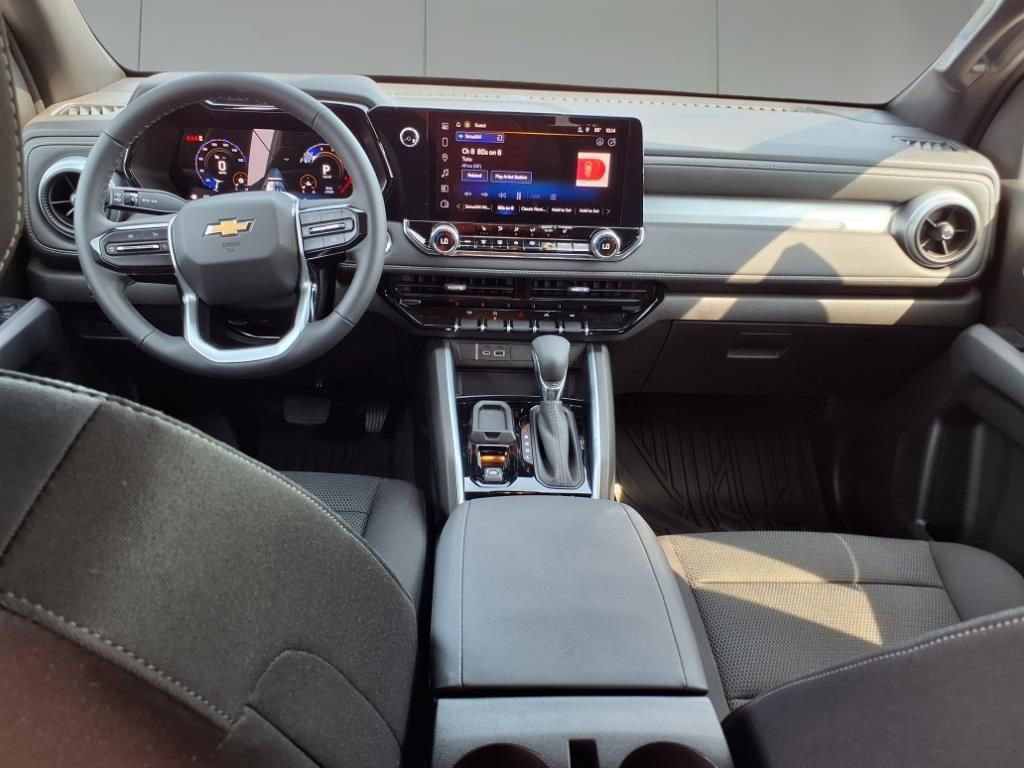 2026 Chevrolet Colorado LT photo 11