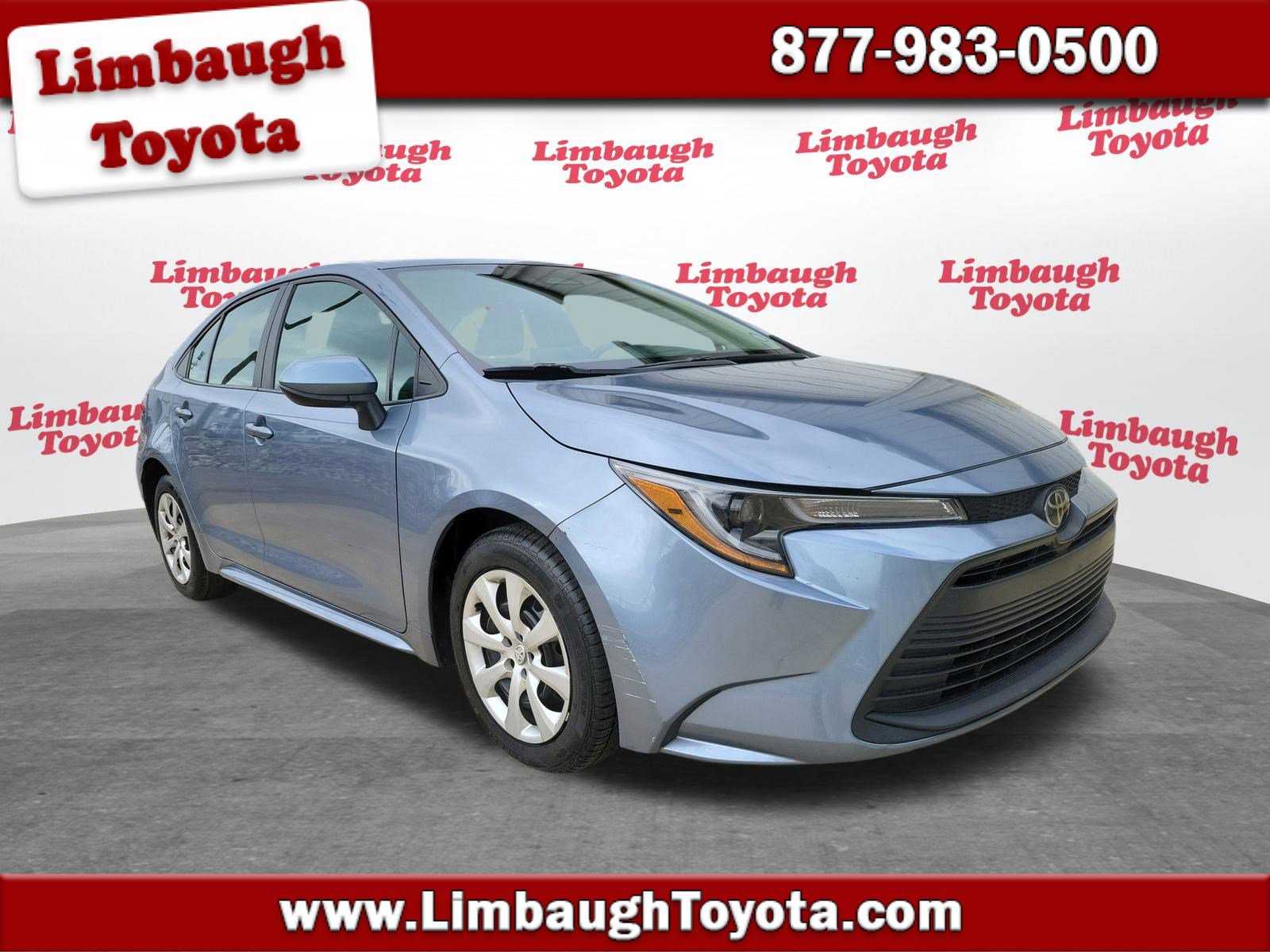 2024 Toyota Corolla LE's photo