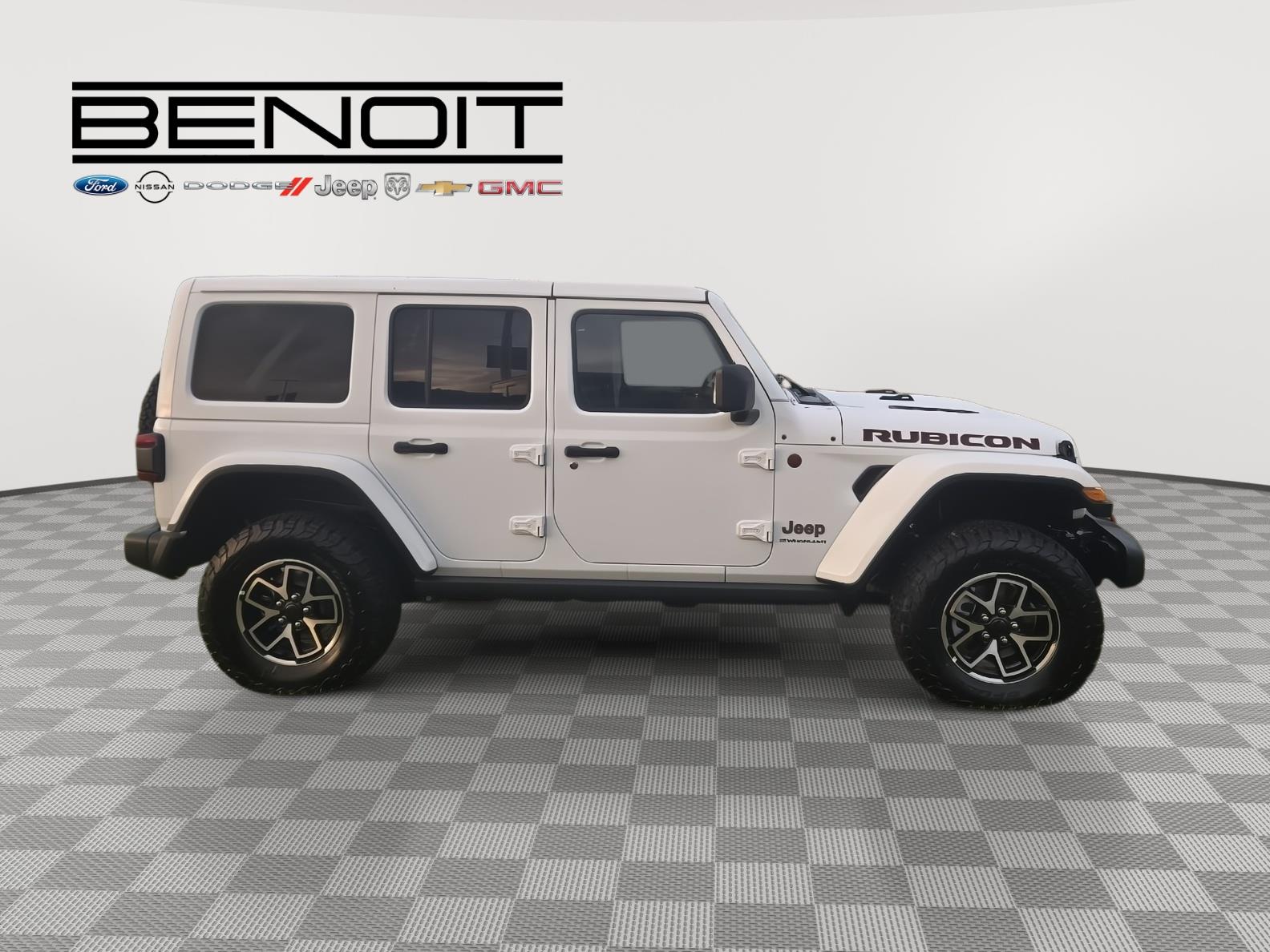 2025 Jeep Wrangler Rubicon photo 4