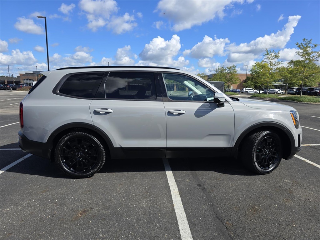 2022 Kia Telluride SX photo 16