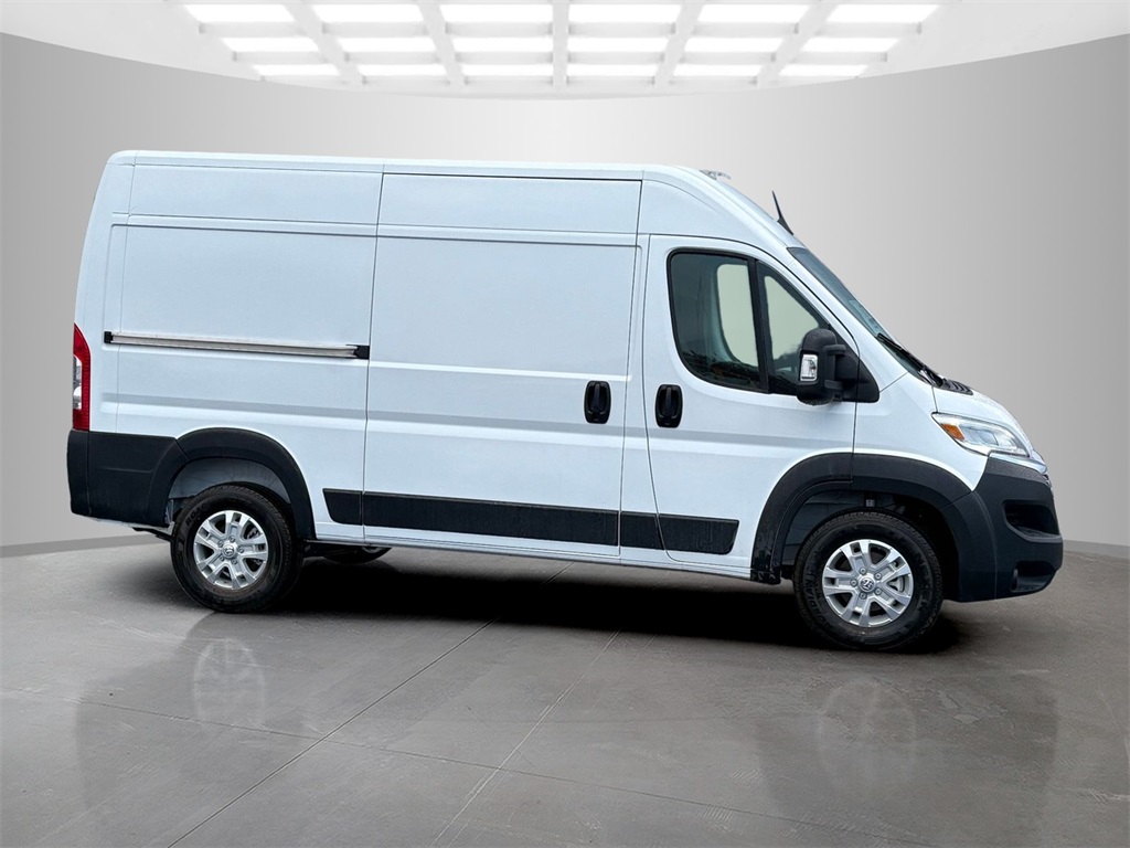 2025 Ram ProMaster 1500 SLT Cargo Van High Roof photo 2