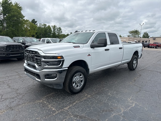 2025 Ram 2500 Tradesman photo 4