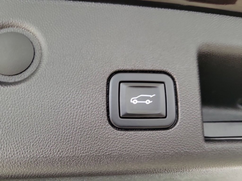 2022 Chevrolet Equinox LT photo 17