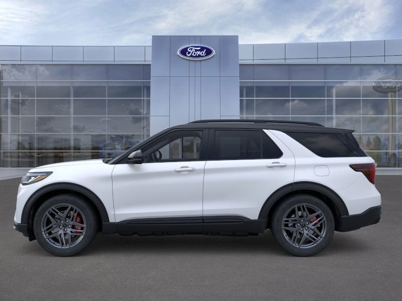 2025 Ford Explorer ST photo 2