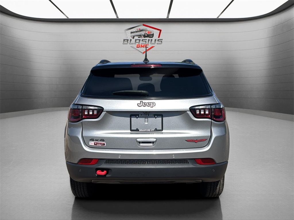 2023 Jeep Compass Trailhawk photo 4