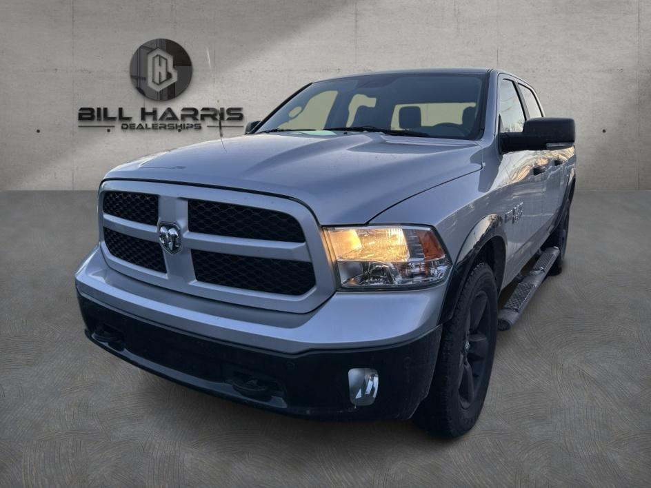2015 RAM Ram 1500 Pickup Outdoorsman's photo